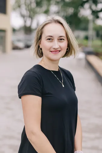 Mgr. Jana Menzelová
